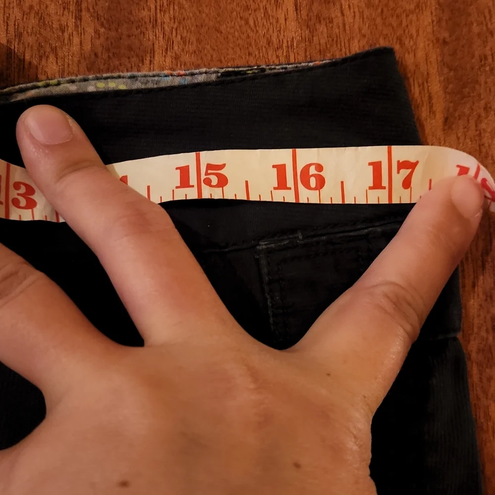 ROXY LOW RISE SHORTS - Picture 8 of 11